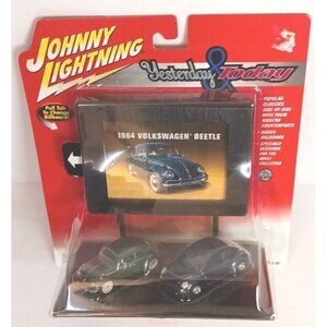 JohnnyLightning Volkswagon Beetle 1964/2001 VW Diecast 1:64 Scale Factory Sealed